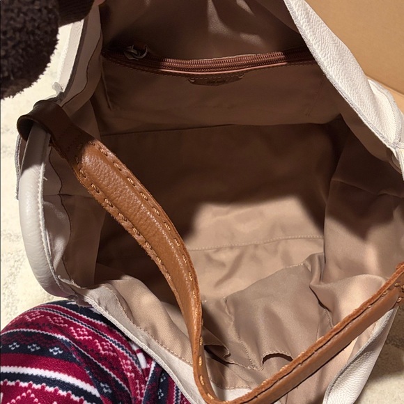 The Sak Cream Leather Shoulder Bag with wallet - Picture 5 of 5